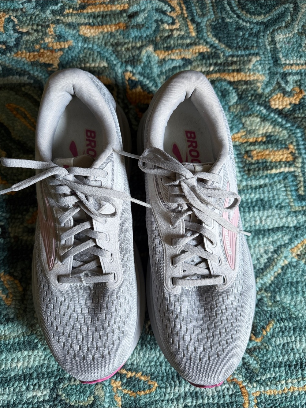 Brooks Light Gray and Pink Women's Running Sneakers